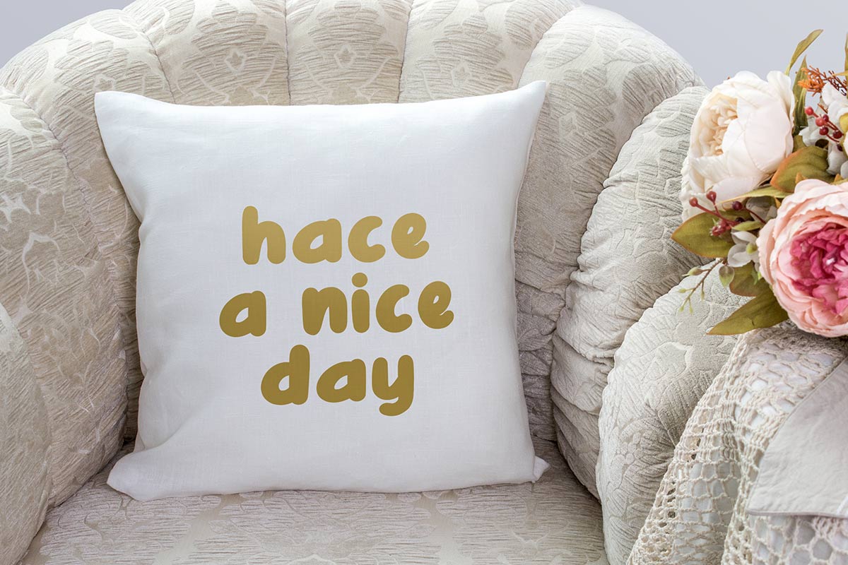 Owen Bubbly Display Font - Image 4