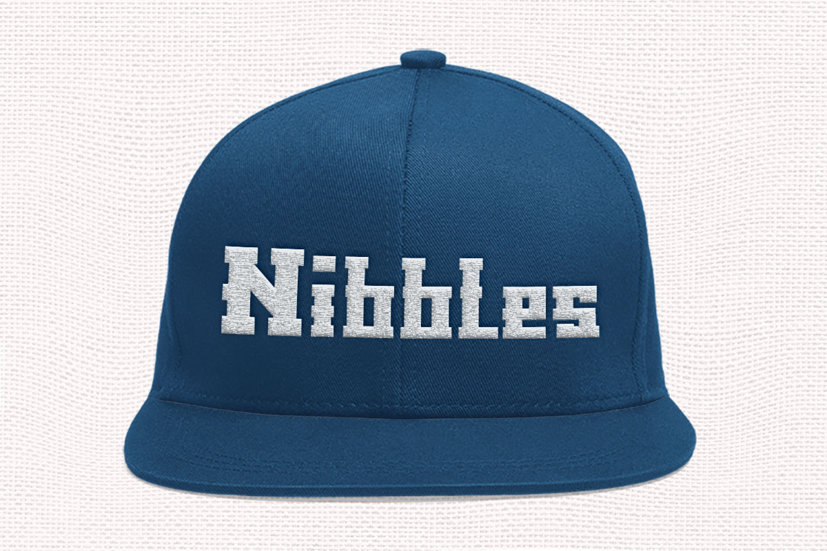 Klock Embroidery Serif Font