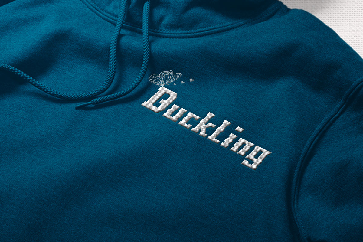 Klock Embroidery Serif Font