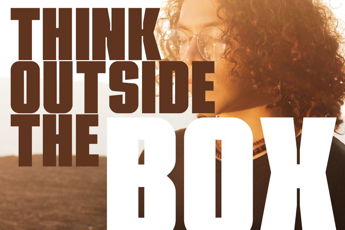 Survivel Modern Display Font Film - Image 6